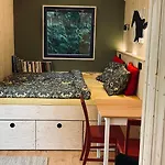 Chalet Tinyhouse V Zahrade
