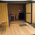 Tinyhouse V Zahrade * Spelkov