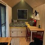 Chalet Tinyhouse V Zahrade