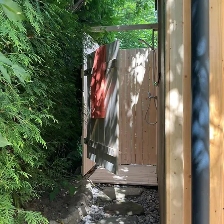 Tinyhouse V Zahrade