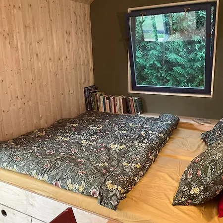 Tinyhouse V Zahrade Spelkov