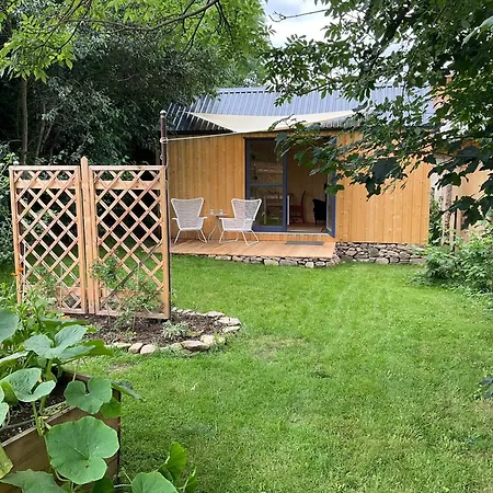 Tinyhouse V Zahrade Spelkov