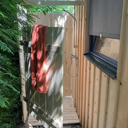Tinyhouse V Zahrade