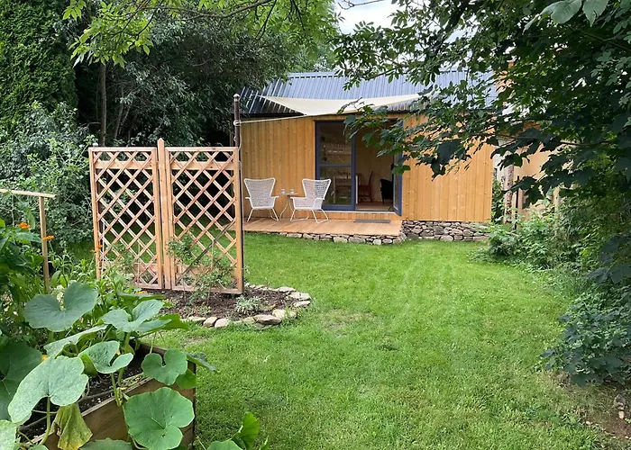Tinyhouse V Zahrade Spelkov
