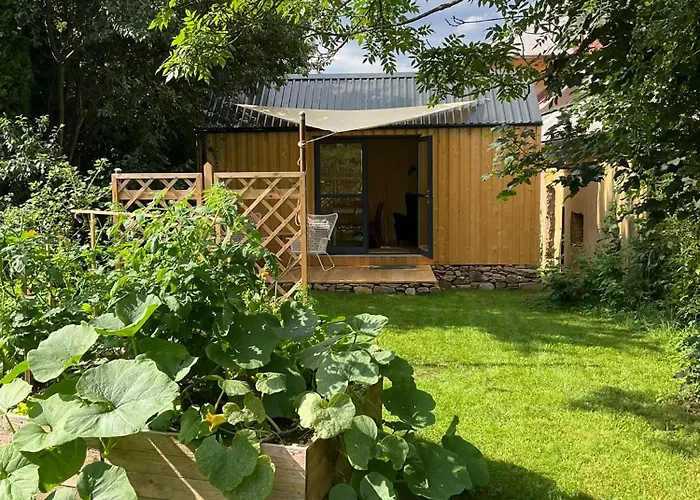 Tinyhouse V Zahrade シャレー